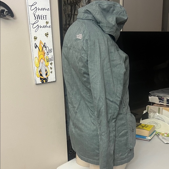 The North Face Women's Teal HIVENT Hooded Ski Jacket skying snowboarding - Picture 6 of 16